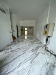 Cambridge Road (D8), Terrace #535483091